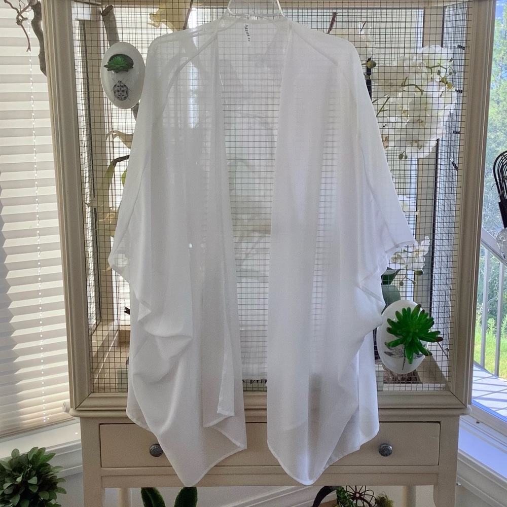 Forever 21 White Sheer Kimono No Size
